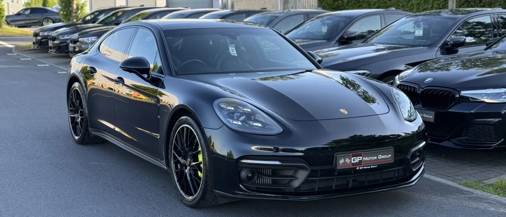 black_porche